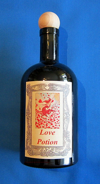 Alchemisten Flasche Love Potion mit Herzen