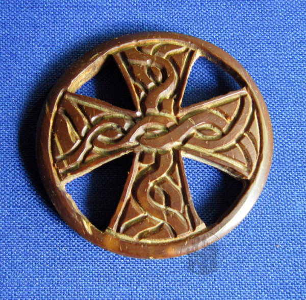 Anhänger 'keltisches Kreuz' aus Kokosnussholz