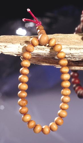Power-Bracelet made of sandalwood