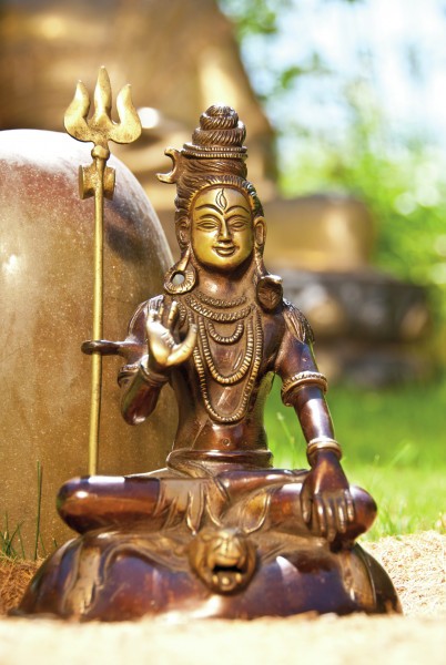 Sitzende Shiva 18 cm