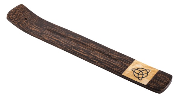 Triquetra wooden holder