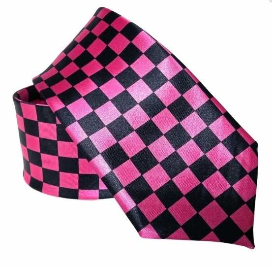 Krawatte mit pinkem Schachbrettmuster