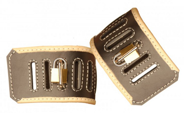 Deluxe Clinic Leather Cuffs