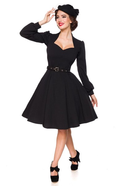 Retro dress with long sleeves