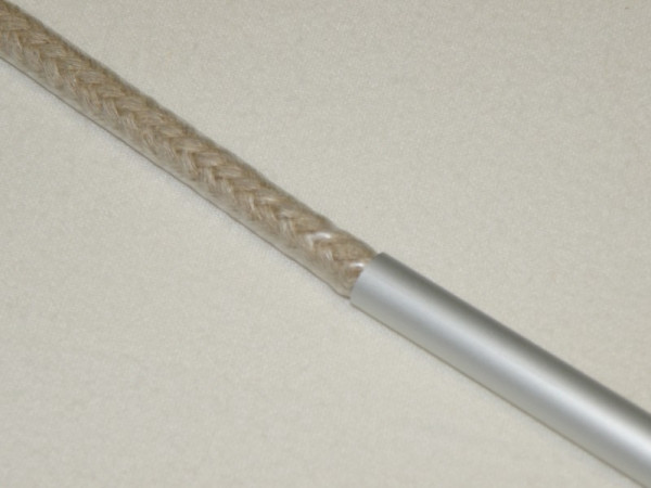 Japan Schlagseil Peitsche Single geflochten Gummiüberzogen mit Aluminiumgriff 8mm