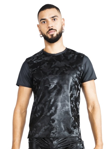 T-shirt in camouflage print