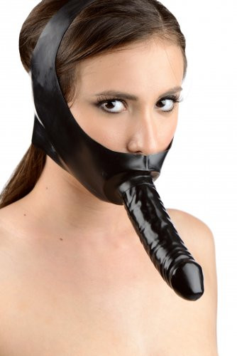 Latex "Face Fuck" Strap-On